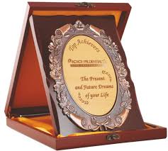 Plaque