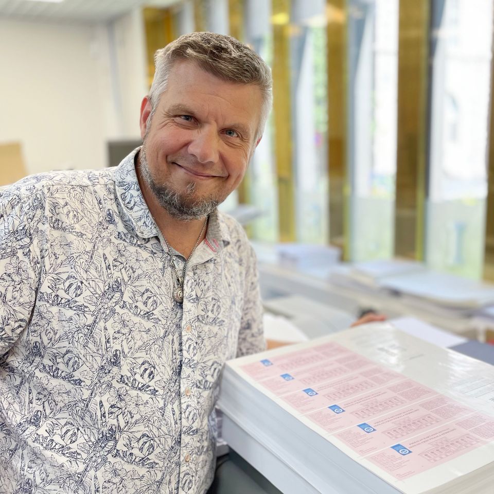 Lehtijuttu aDigi Painotalosta ja yrityksen historiasta