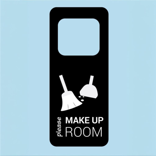 Black Door Hanger. Cherna zakachalka za vrata