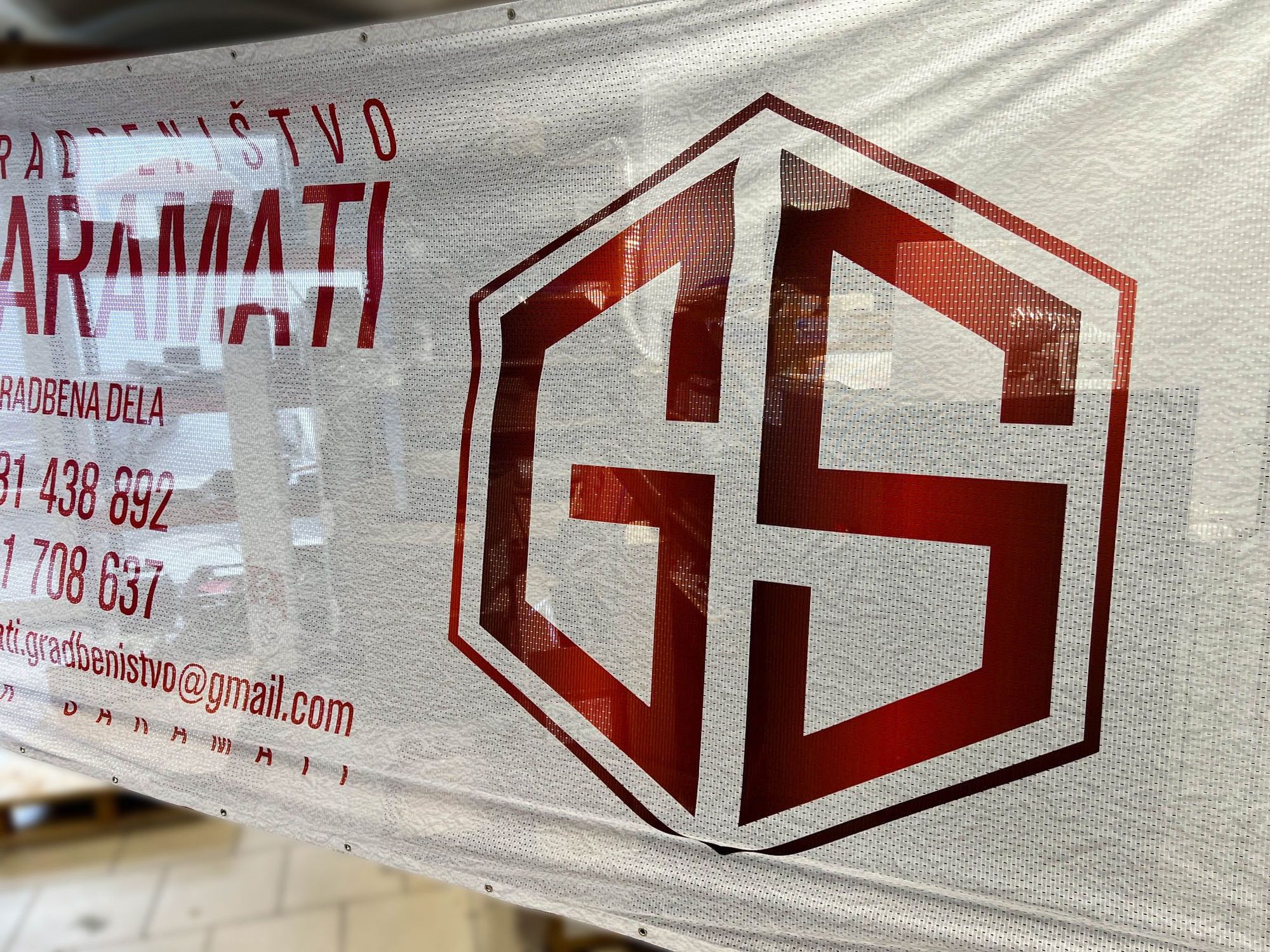 tekstilni transparent vodoravnega formata