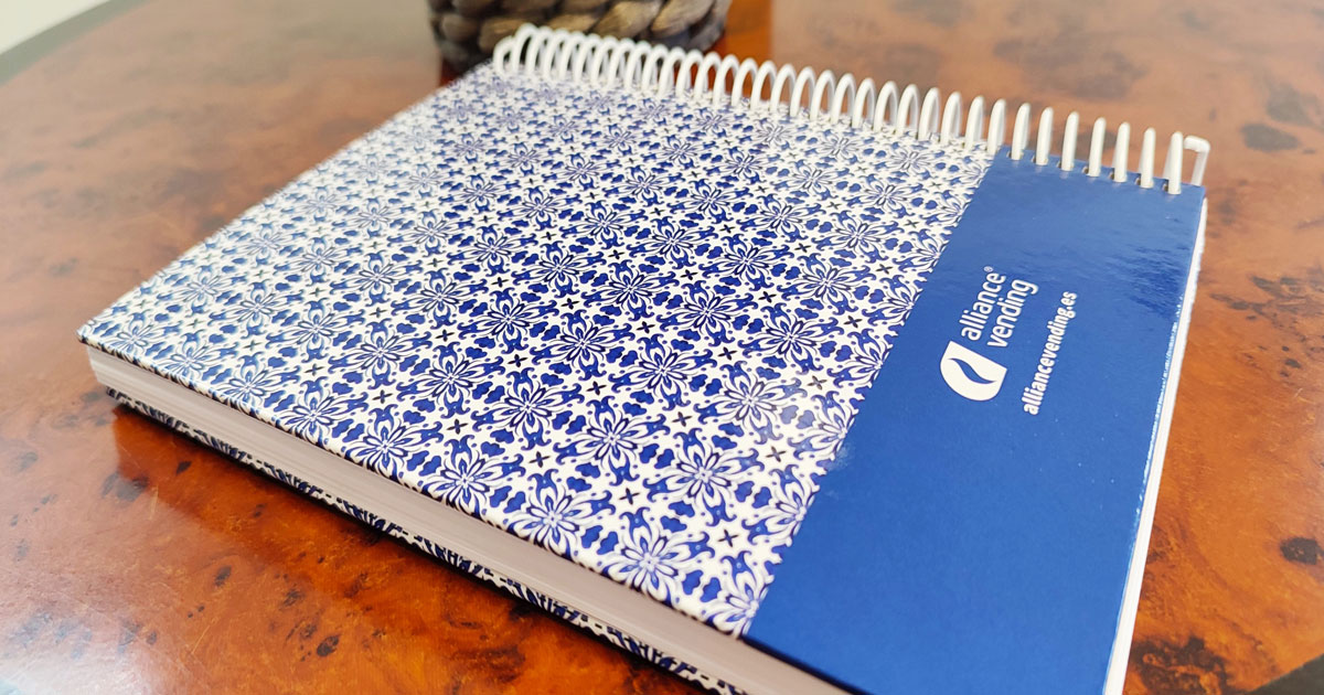 descubriendo-la-magia-de-los-cuadernos-encuadernados-en-tapa-dura-colorweb