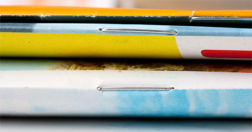 enquadernar-revistes-grapa-normal-colorweb