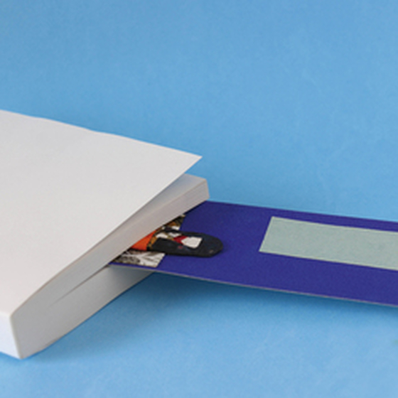 puntos-de-libros-personalizados-se-imprimen-a-color