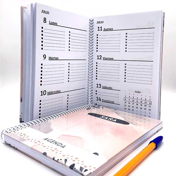 Agenda elegant personalitzada A5 en tapa dura amb espiral o wire-o