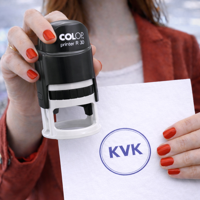 https://djuqbvg97u5zb.cloudfront.net/kvkdijita/images/product/KASE-2--.jpg