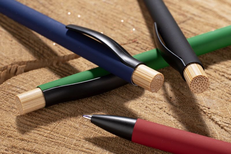 Rašiklis su įmonės logotipu