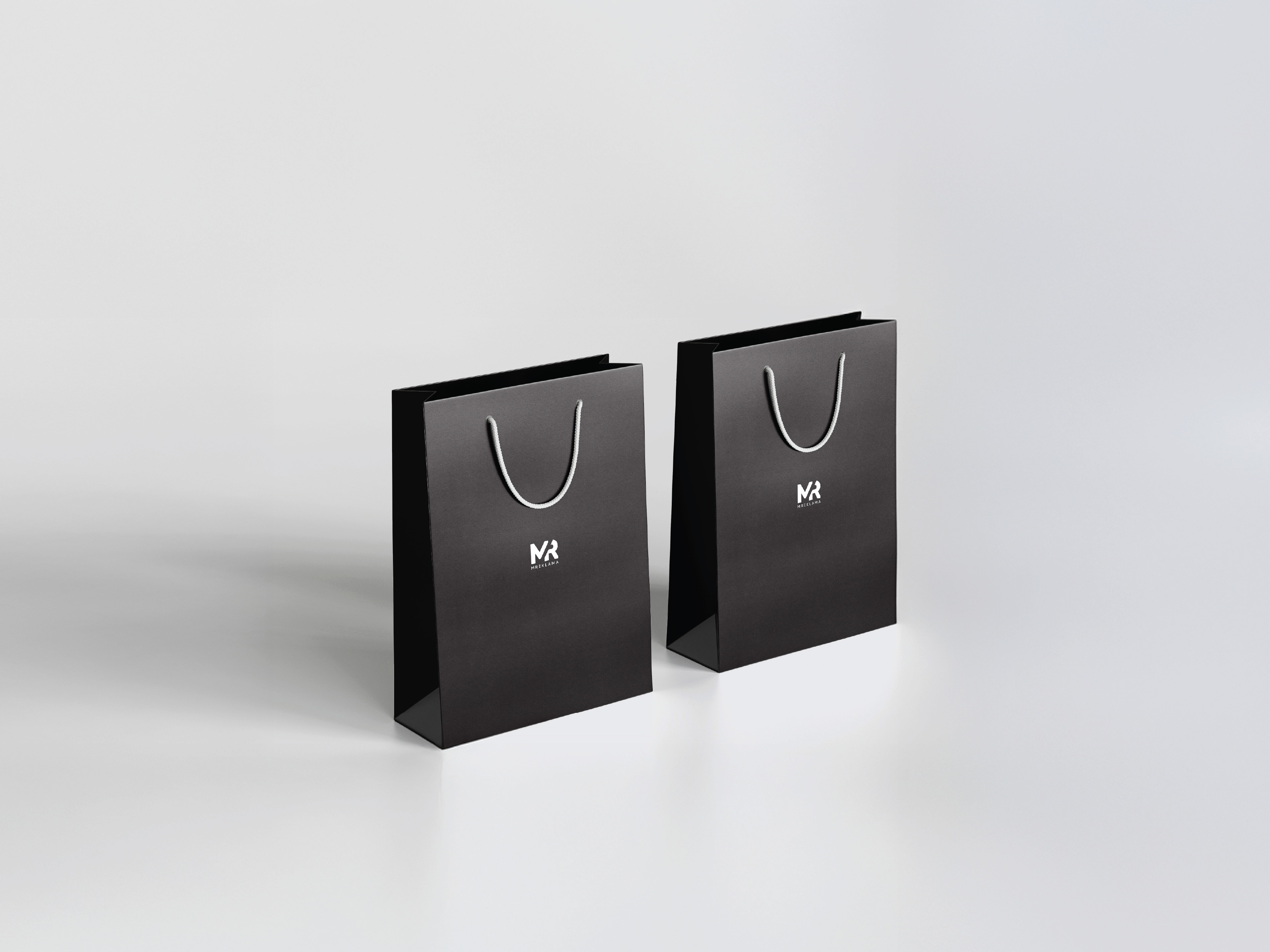 Small decorative bags (80x60x110mm)