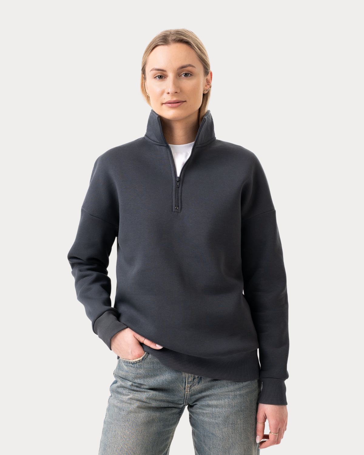 Women's sweater with a zip at the neck