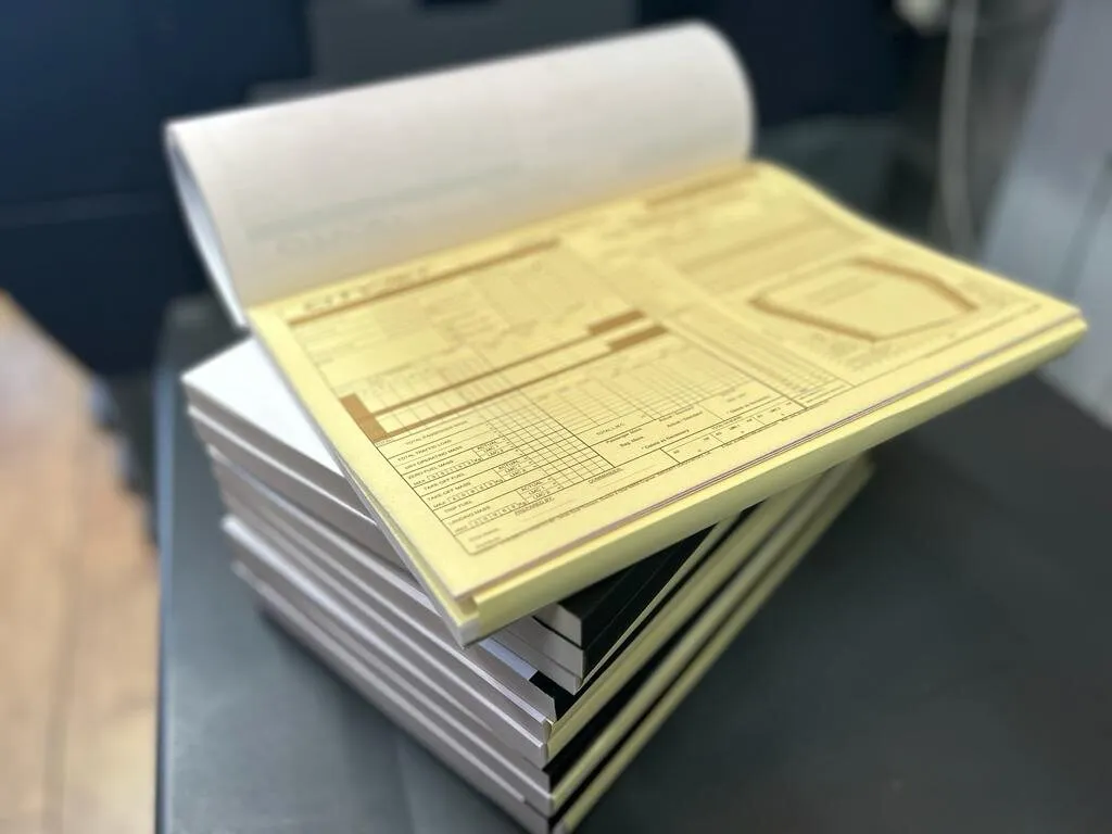 Three part docket books for an airline - Print Ready