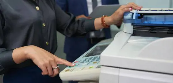Scanning and photocopying services