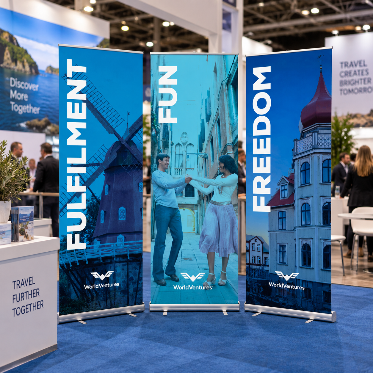 https://djuqbvg97u5zb.cloudfront.net/printread/images/product/Cheap_Pull_Up_Roll_up_Banner_Printers_Dublin_1.png