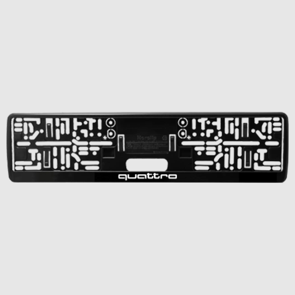 Skiltholder til bil - Quattro Skiltholder med Audi Quattro logo montert på låselist