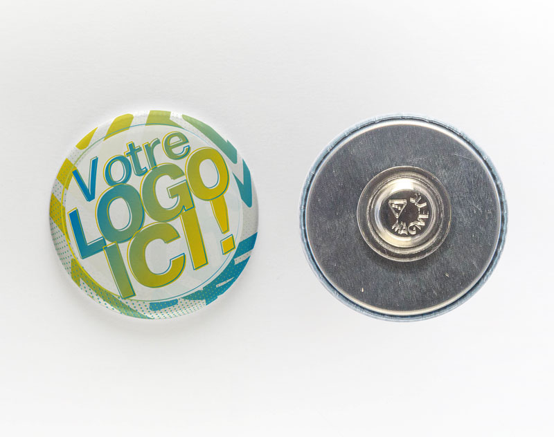 Badge attache magnétique